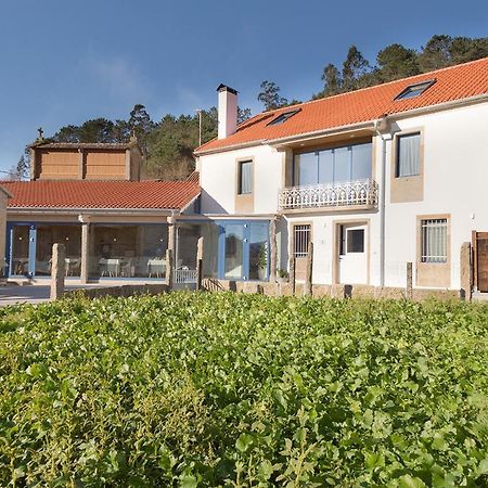 Luz De Viro Guest House Outes Exterior photo